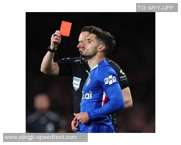 西甲激战：AC米兰大胜曼联3-0全场沸腾赛后点评精彩纷呈